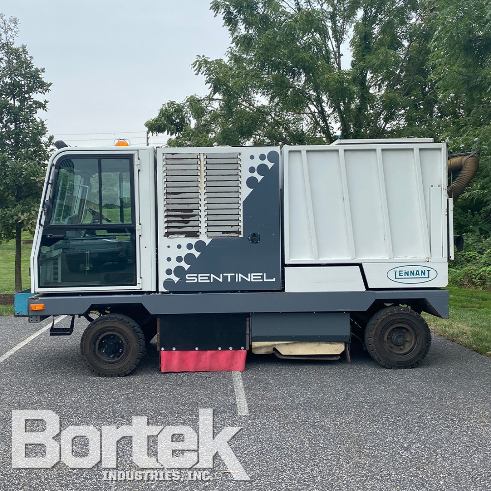 Tennant Sentinel Sweeper (2015) Bortek Shop