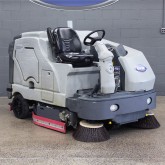 Advance SC8000 62LP Rider Scrubber/Sweeper