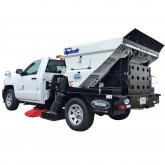 Schwarze SuperVac Updraft Sweeper