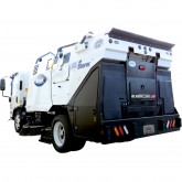 Schwarze A4 Storm Street Sweeper